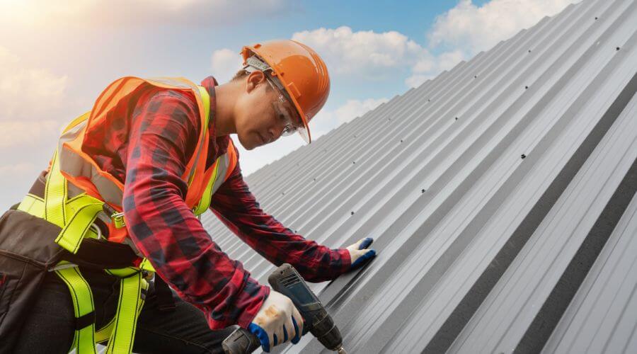 Professional gutter cleaning in Hot Springs, NC